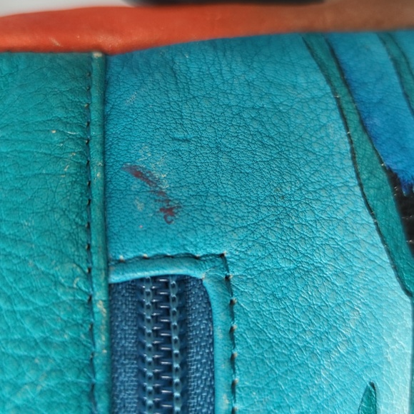 Sukriti Kolkata Hand painted Handbag - Picture 9 of 16